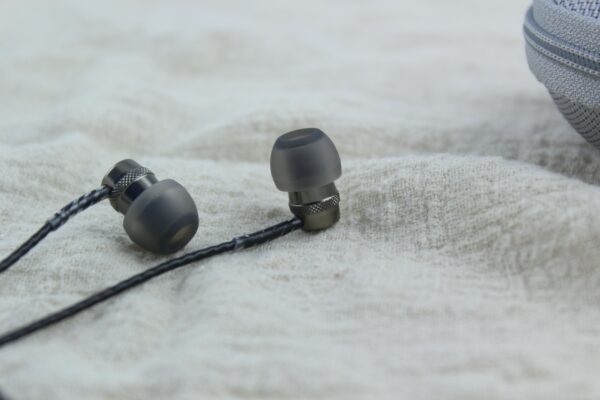 Customized audiophile sound quality wireless headset - Image 7